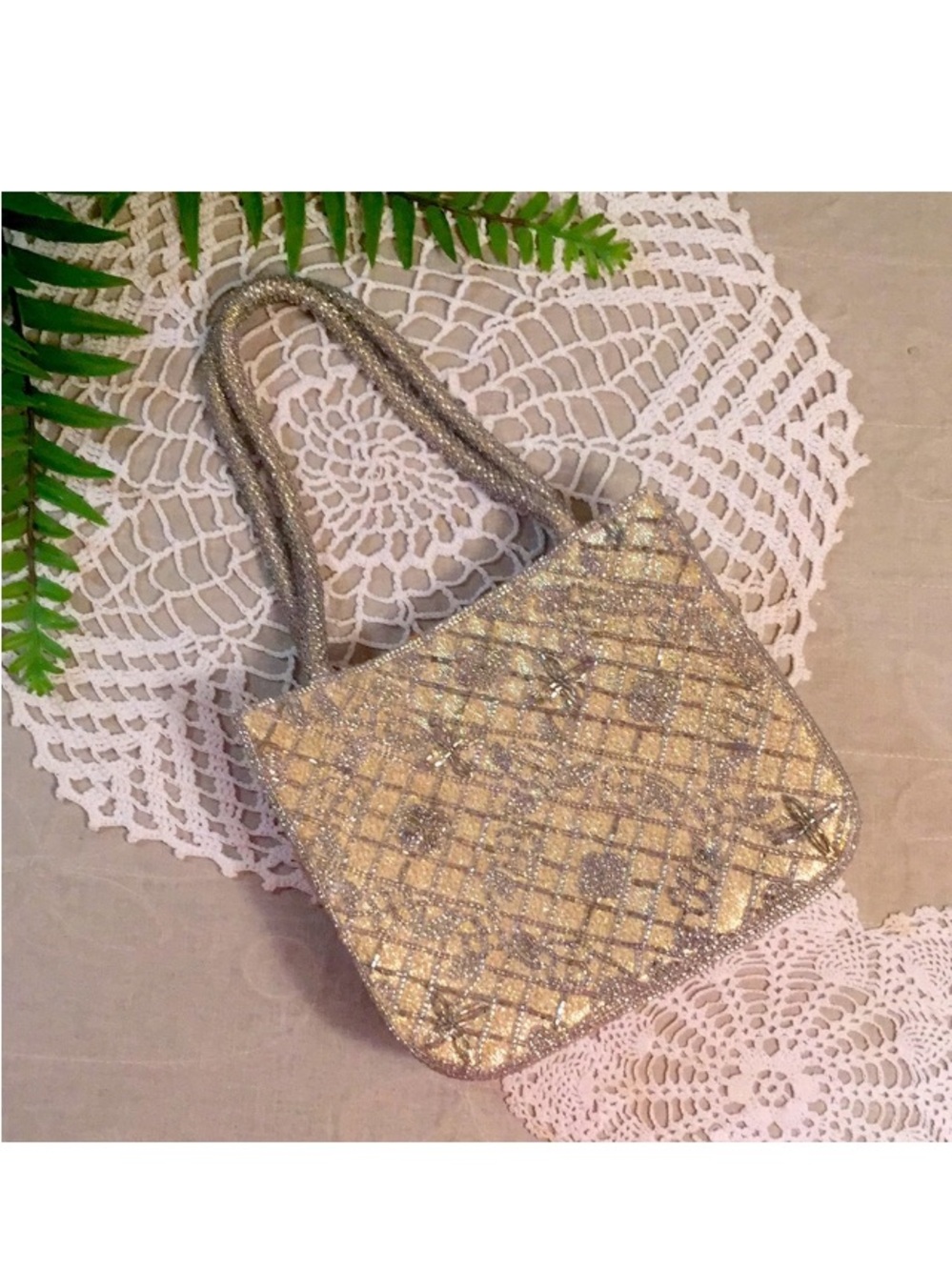Vintage Beaded La Regale Floral Lattice Design Bag Mid Century Glan
